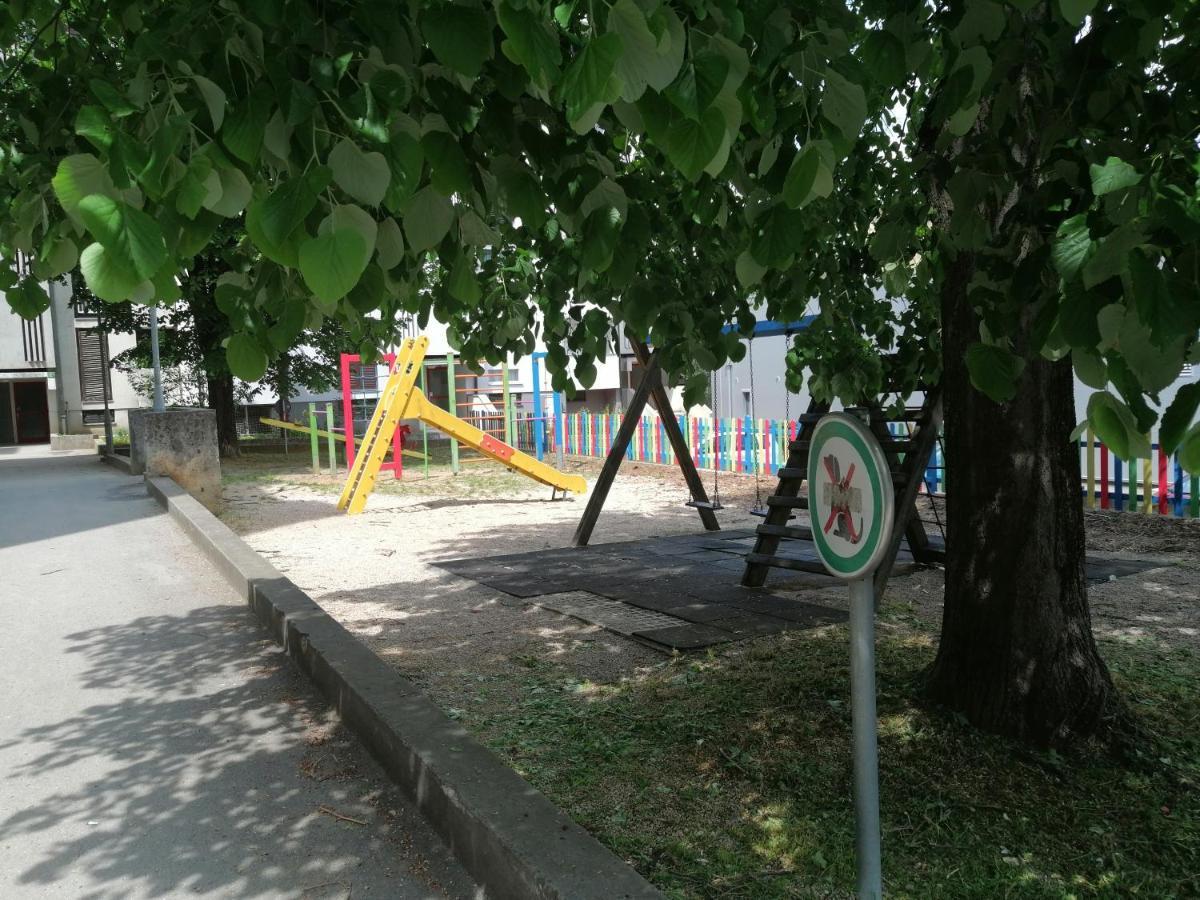 Apartman Sanja Pula Buitenkant foto