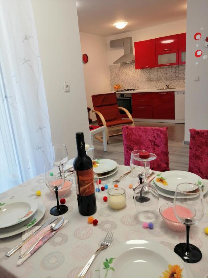 Apartman Sanja Pula Buitenkant foto